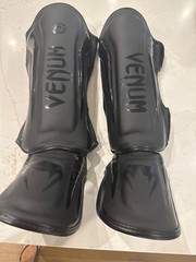 Venum Elite Standup Shin Guards Size Medium
