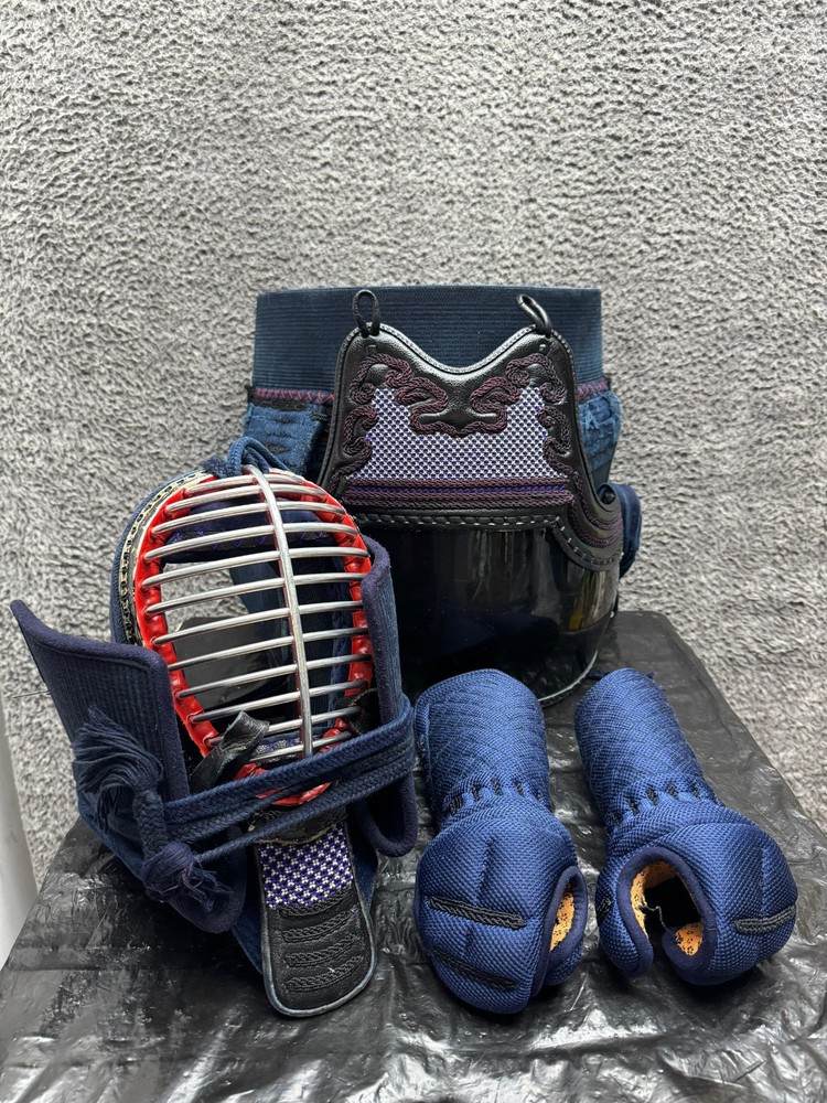 Osakura Maruyama Kendo Armor Bogu Equipment Set Helmet Chest Protector Gloves