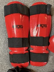 Red Martial Arts Sparring Foot And Hand Guards, Shin Guards Muay Thai Kickboxing