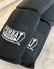 Combat Sports Washable MMA Elastic Cloth Shin & Instep Padded Guards Med NEW
