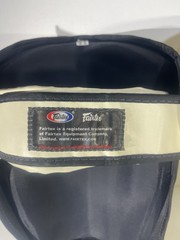 FAIRTEX SP7 TWISTED SHIN PADS GUARDS WHITE MUAY THAI KICK BOXING MMA K1 – Xl