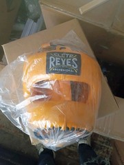 MMA Yellow Reyes Professional Boxing Traditional Headgear Medium New