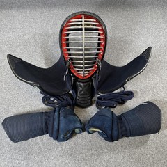 Japanese Kendo Men Helmet & Kote Gloves Set Martial Arts Bogu Armor Gear Vintage