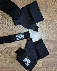 Cleto Reyes quick HandWraps