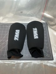 TMA Shin Instep Guards Kickboxing MMA Sparring Sz Medium Shin Pads New In Bag
