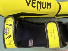 Venum Kid’s Elite MMA Shin Instep Guards – Small – Neo Yellow🔥