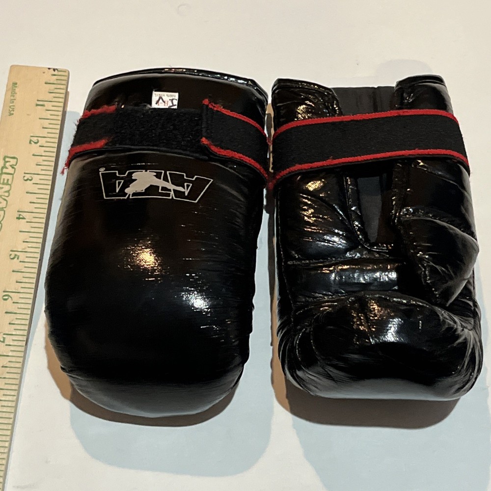 ATA Martial Arts Taekwondo Padded Sparring Gloves Hand Gear Child Large