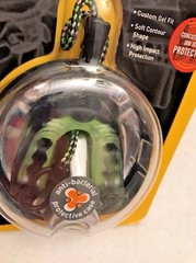 Shock Doctor Mouthguard Gel Max Heavy Duty Strapped Adult Latex Free Greene New