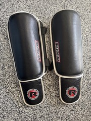 Revgear Shin Guard MMA Muay Thai Kick Boxing Leg Body Pad Krav MAGA Large