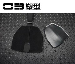 Tactical universal shoulder pads can be adapted to a variety of vests