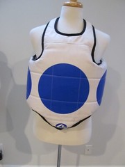 Rhingo Chest Guard Protector Sparring Gear Vest Red/Blue Reversible Child LARGE
