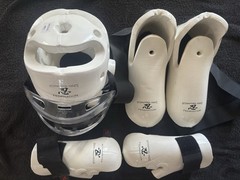 MACHO Karate Federation Protective Gear Set White Medium HRC630L
