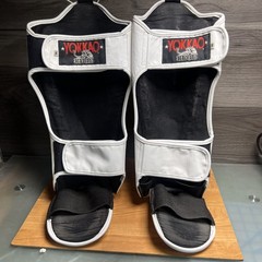 YOKKAO Medium White Shin Guard . Hand Made Thailand Kick Boxing