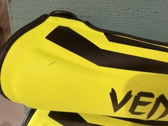 Venum Kid’s Elite MMA Shin Instep Guards – Small – Neo Yellow🔥