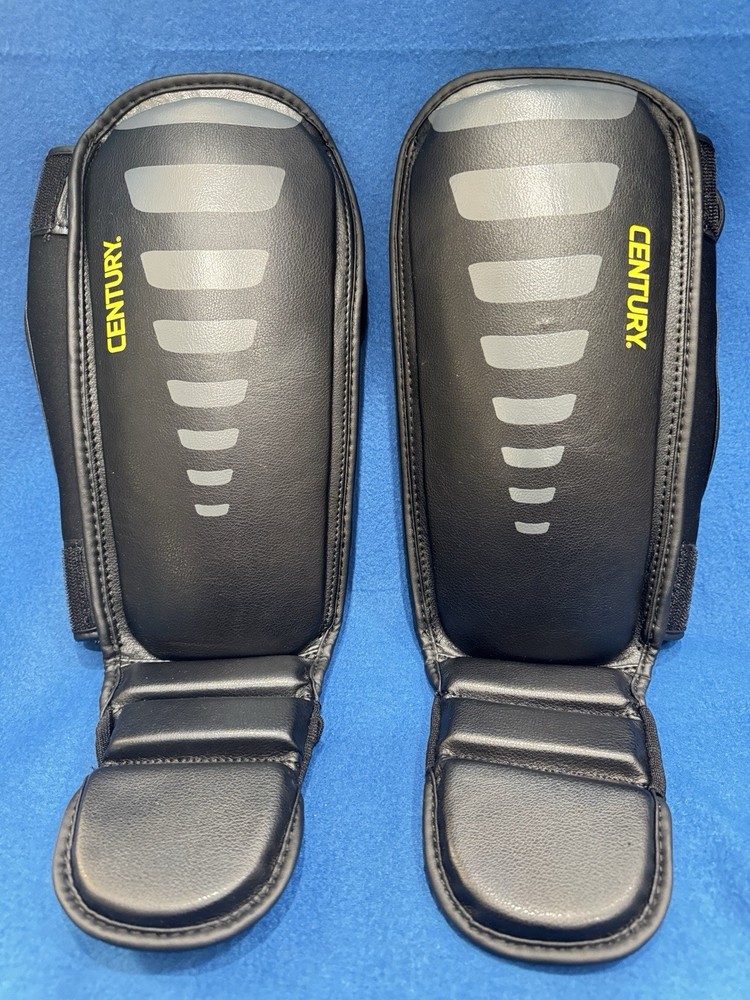 CENTURY Brave Shin Guards Black Gray S/M Adult Unisex MPN 061-0123749