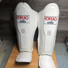 YOKKAO Medium White Shin Guard . Hand Made Thailand Kick Boxing