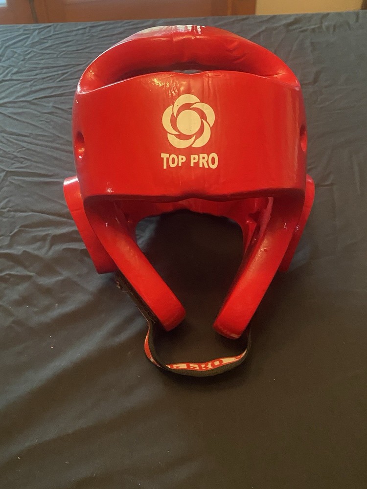 Top Pro Martial Arts Boxing MMA training Head Guard Red Adult small/medium EUC