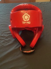 Top Pro Martial Arts Boxing MMA training Head Guard Red Adult small/medium EUC