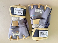 Everlast EverGel Handwraps, S/M, Gray for Boxing, Training & Exercise GOOD