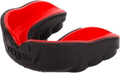 Red/Black Challenger Mouthguard – Durable, Boil-and-Bite Custom Fit for Fighters
