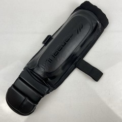Sanabul Essential Hook & Loop Strap Kickboxing Muay Thai MMA Shin Guards S-M