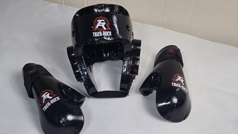 Macho Martial Arts Warrior Head Protection Gear Sparring Karate Taekwondo Small