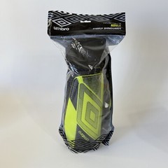 Umbro Adult Stirrup Soccer Shin Guards, Black And Bright Green 1 Pair