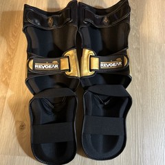 RevGear Pinnacle Shin Guards Youth Pro Sports Size Large Martial Arts Boxing