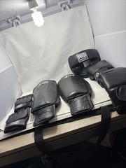 PBS Pro Boxing , Gloves, Headgear, Shin Guards , Head Guard , Small Gloves