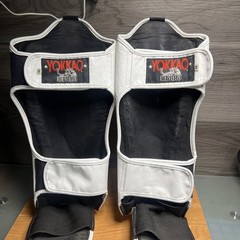 YOKKAO Medium White Shin Guard . Hand Made Thailand Kick Boxing