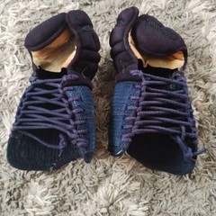 Kendo gauntlets, black and blue combination