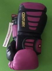 Century® BRAVE™ Women’s Boxing Gloves 10 oz c147016P Black with Pink
