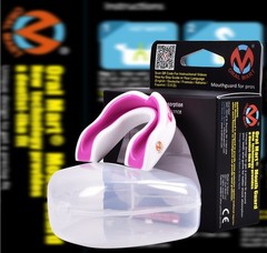 Oral Mart White/Pink Youth Vampire Fangs (Age 12 & Below), Pinky