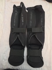 SZ L/ XL Sanabul Essential Sleeve Kickboxing Shin Guards MMA Shin Guards Muay