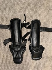 Used Medium Unknown Brand MMA, Thai Boxing, Shin Guards.