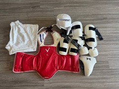 Taekwondo sparring gear kids sz M