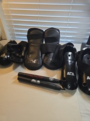 ATA Kickboxing Martial Arts Fighting Gear Lot Of 4 Adult 13