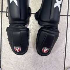 RDX SGR T1 MMA Giant Inside Shin Instep Guards Black SIZE 152-170cm MEDIUM