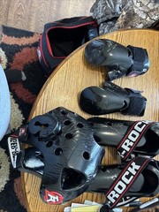 TIGER ROCK Martial Arts Sparring Gear Bag with Misc. Gear. Youth S/XS READ DESC